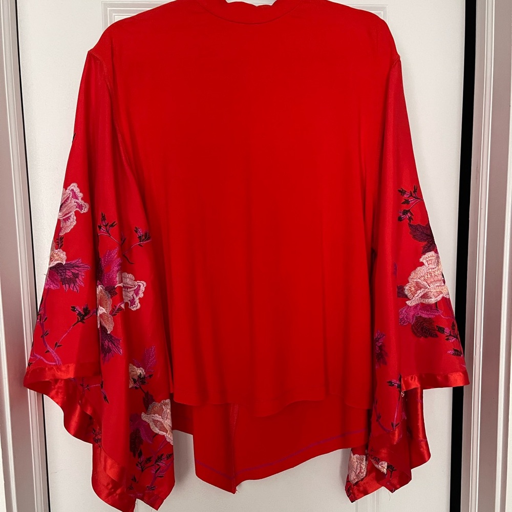 Never worn Free people shirt with kimono sleeves and embroidery